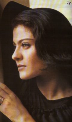 Kajol5.jpg (12385 bytes)